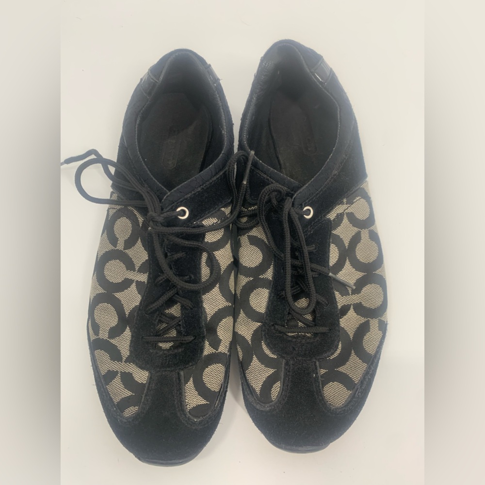Coach logo sneakers size 8.5 suede and patent leather signature logo